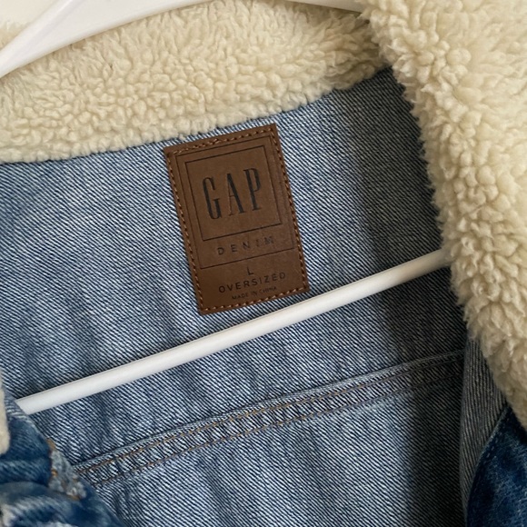 L Gap Jean Oversized Jean Jacket - Picture 3 of 3